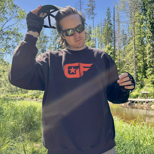 HOODIES AND SWEATSHIRTS
